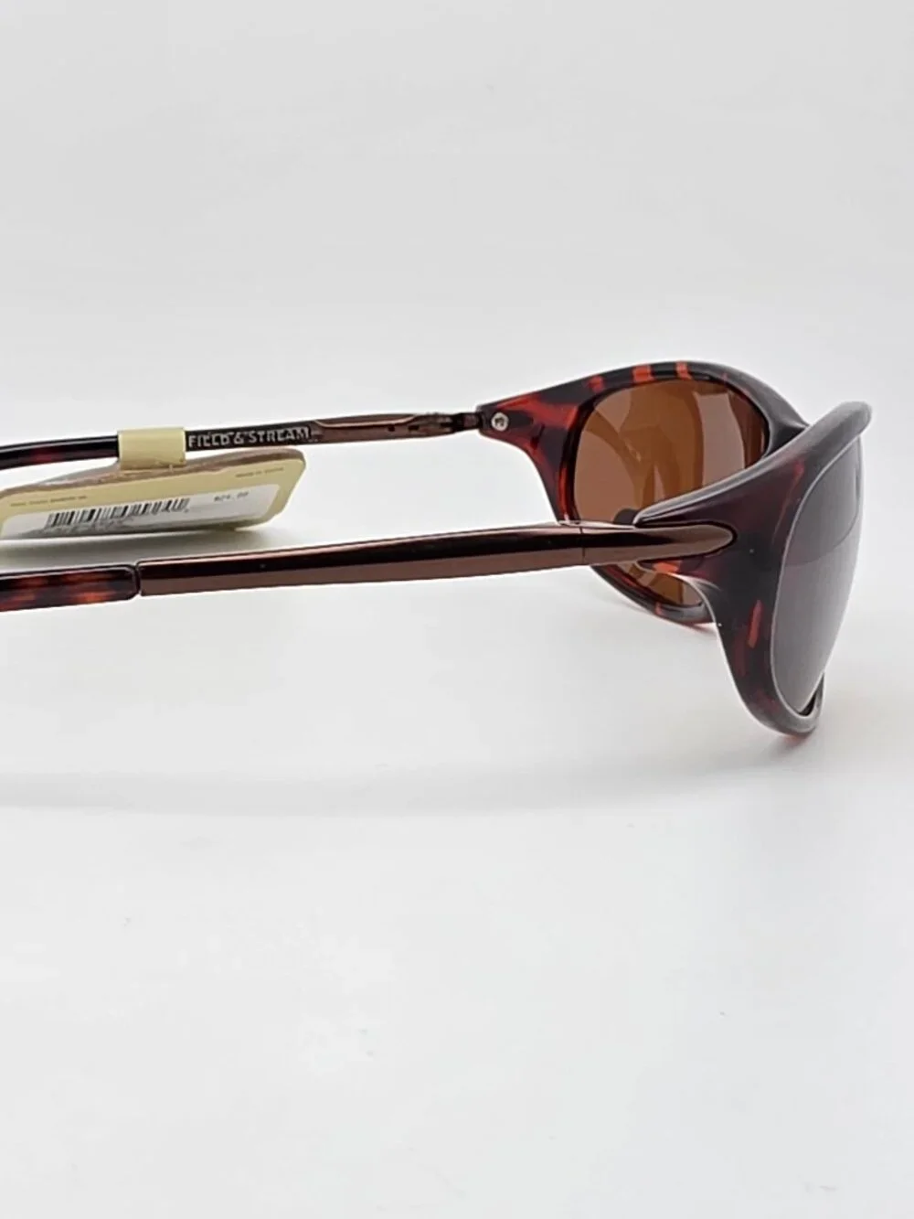Field & Stream Cascade Tortoise Frame Polarized Brown Lens Sunglasses w/ Case